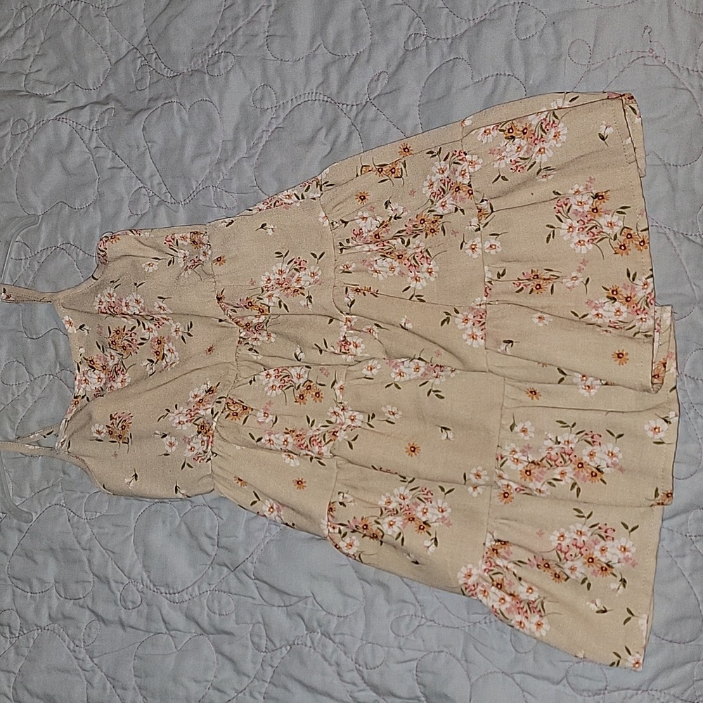 Girls dress